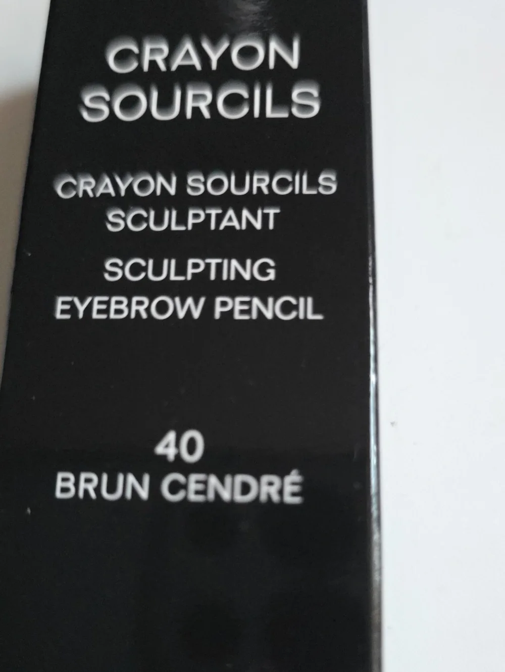 CHANEL Sculpting Eyebrow Pencil 40 Brun Cendré — Black and Brown